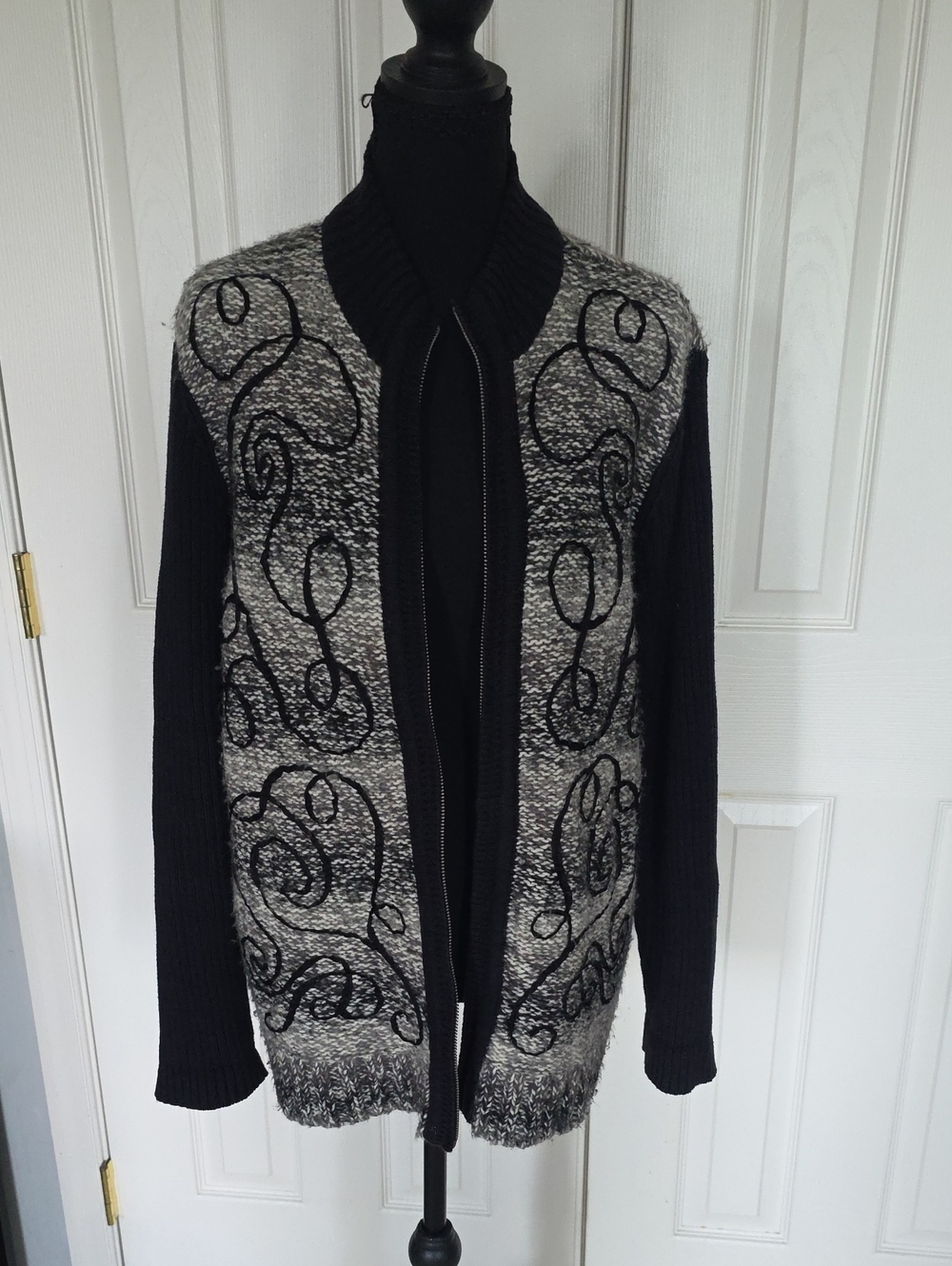 breckenridge Black and Gray Zip-Front Knit Cardigan with Swirl Embroidery